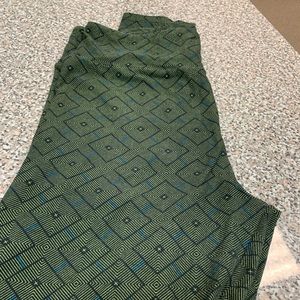 LulaRoe leggings like new